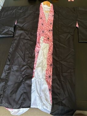 Nezuko Costume/ Demon Slayer Pink & Black Long Kimono-Style teen S 12/14